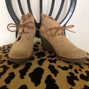Women's Sperry Harlow Wedge Ankle Booties Tan Size 7.5 M